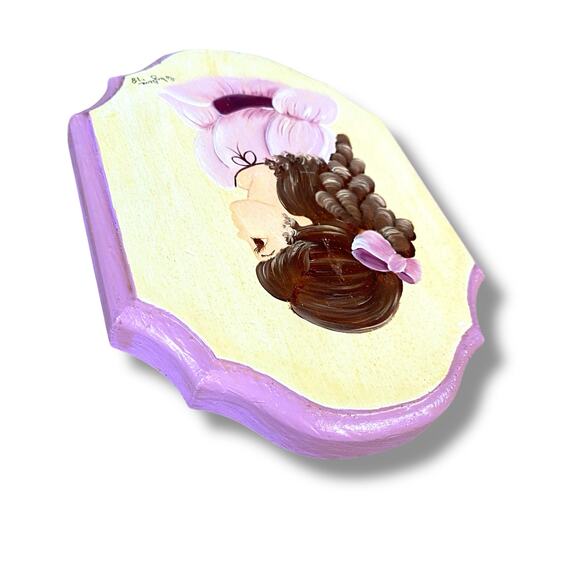 VTG 70s Wood Plaque Wall Art Hand Painted Brown Hair Girl Portrait Purple - Picture 8 of 9